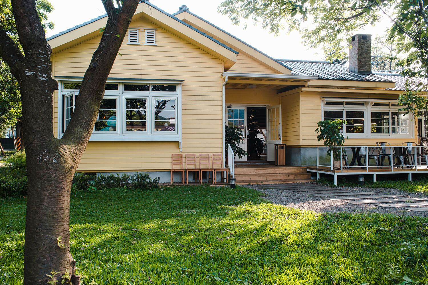 AC installation options for an older home in Florida